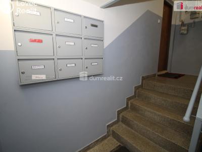 Prodej bytu 2+1 Cheb, Riegerova 1076 č. 17