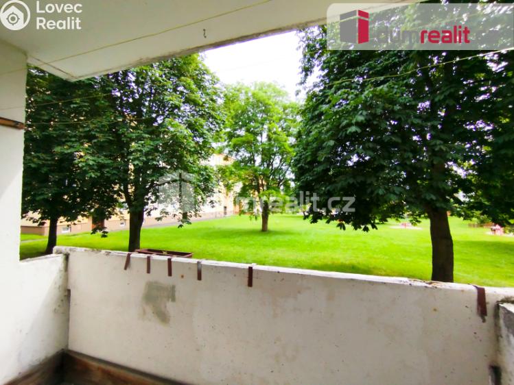 Pronájem bytu 2+1 Ostrov, Severní 1339 č. 5