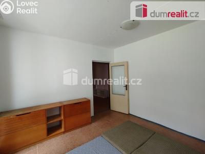 Pronájem bytu 2+1 Ostrov, Severní 1339 č. 18