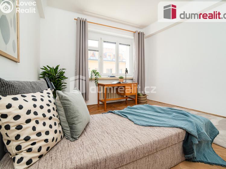 Prodej bytu 3+1 Praha, U svobodárny 1070 č. 4