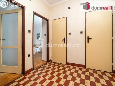 Prodej bytu 3+1 Praha, U svobodárny 1070 č. 24