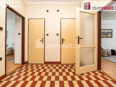 Prodej bytu 3+1 Praha, U svobodárny 1070 č. 23