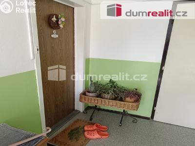 Prodej bytu 3+1 Benešov nad Ploučnicí, Sídliště 657 č. 17