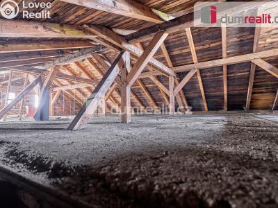 Prodej komerční nemovitosti Bečov nad Teplou, nám. 5. května 15 č. 18