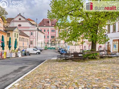 Prodej komerční nemovitosti Bečov nad Teplou, nám. 5. května 15 č. 22