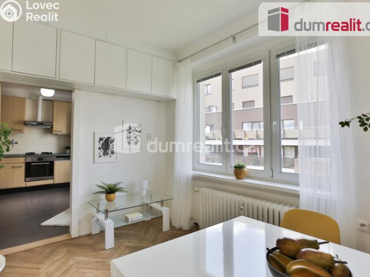 Prodej bytu 3+1 Praha, Čimická 1003 č. 3