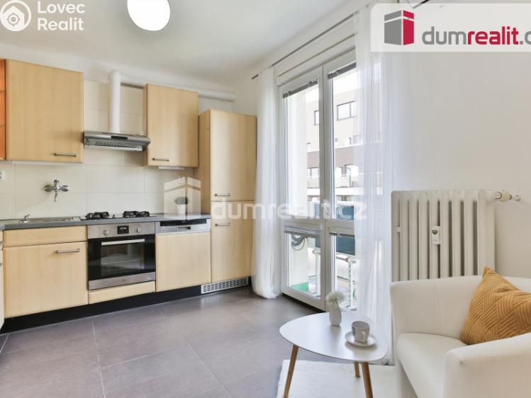 Prodej bytu 3+1 Praha, Čimická 1003 č. 12