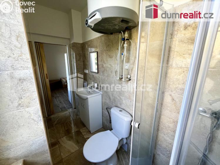 Pronájem bytu 1+KK Ústí nad Labem, Kosmonautů 571 č. 4