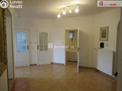 Pronájem rodinného domu Praha, Požárnická 441 č. 26