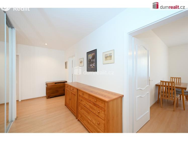 Prodej bytu 3+1 Praha, náměstí Josefa Machka 1218 č. 19