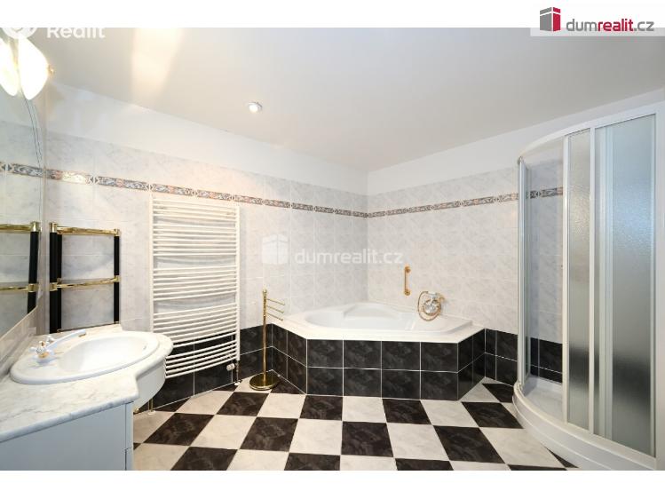 Prodej bytu 3+1 Praha, náměstí Josefa Machka 1218 č. 24