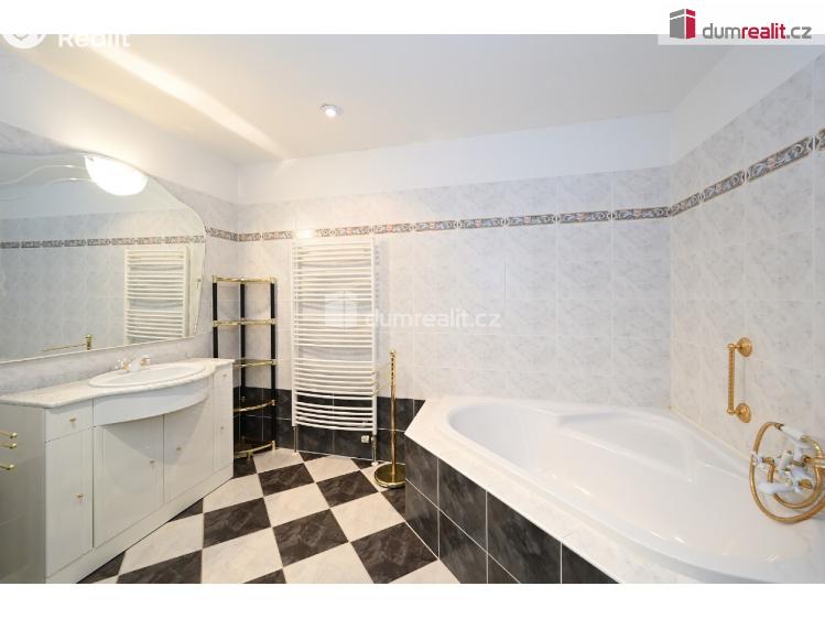 Prodej bytu 3+1 Praha, náměstí Josefa Machka 1218 č. 26