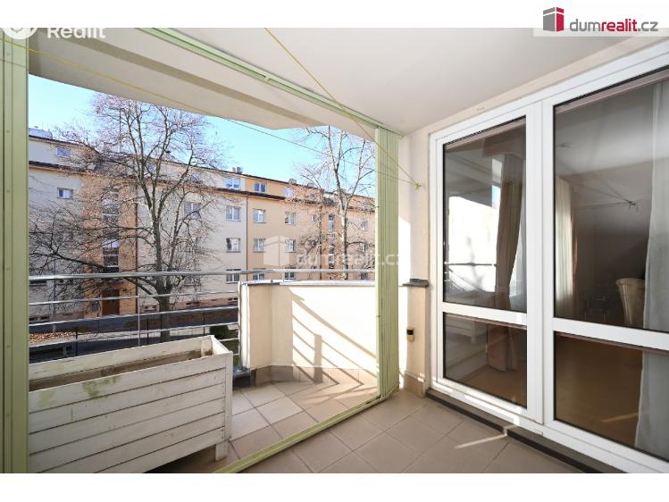 Prodej bytu 3+1 Praha, náměstí Josefa Machka 1218 č. 32