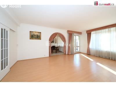 Prodej bytu 3+1 Praha, náměstí Josefa Machka 1218 č. 5