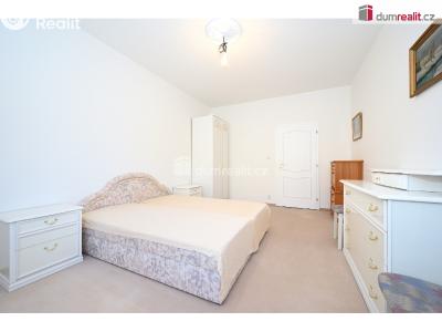 Prodej bytu 3+1 Praha, náměstí Josefa Machka 1218 č. 16