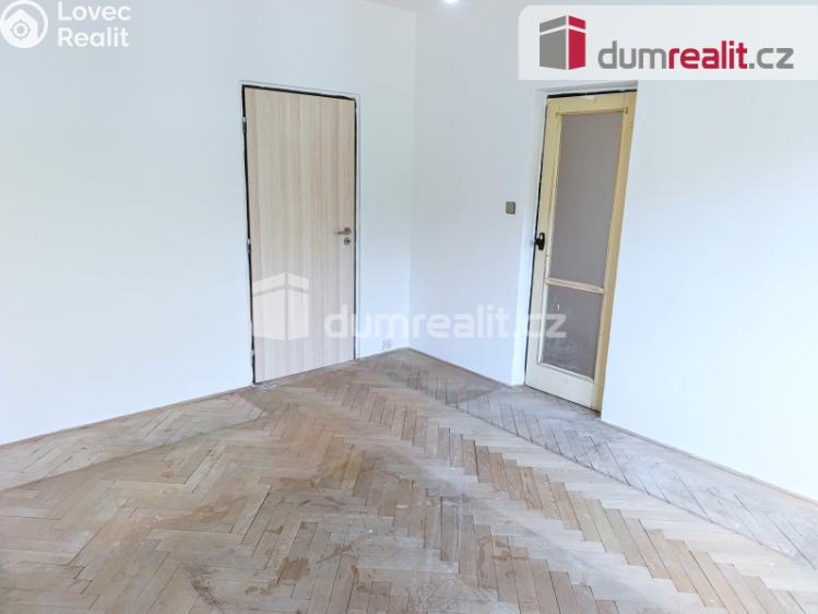 Prodej bytu 3+1 Praha, Přistoupimská 432 č. 11