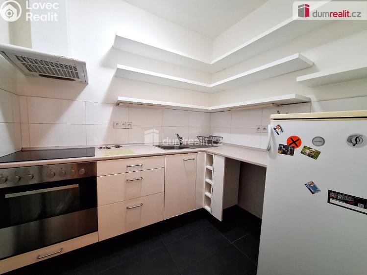 Pronájem kanceláře Praha, Plaská 622 č. 4