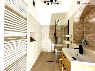 Pronájem rodinného domu Ploskovice č. 9