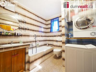 Prodej rodinného domu Tišice, Marie Podvalové 285 č. 11