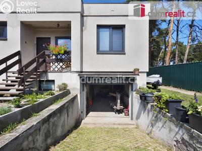 Prodej rodinného domu Tišice, Marie Podvalové 285 č. 34