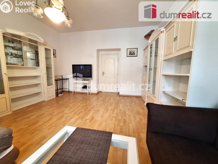 Prodej bytu 4+1 Praha, K Botiči 1493 č. 5