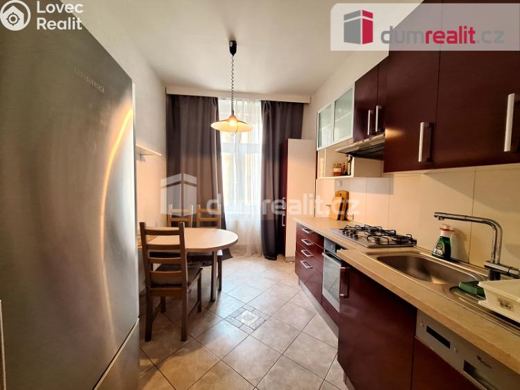 Prodej bytu 4+1 Praha, K Botiči 1493 č. 11