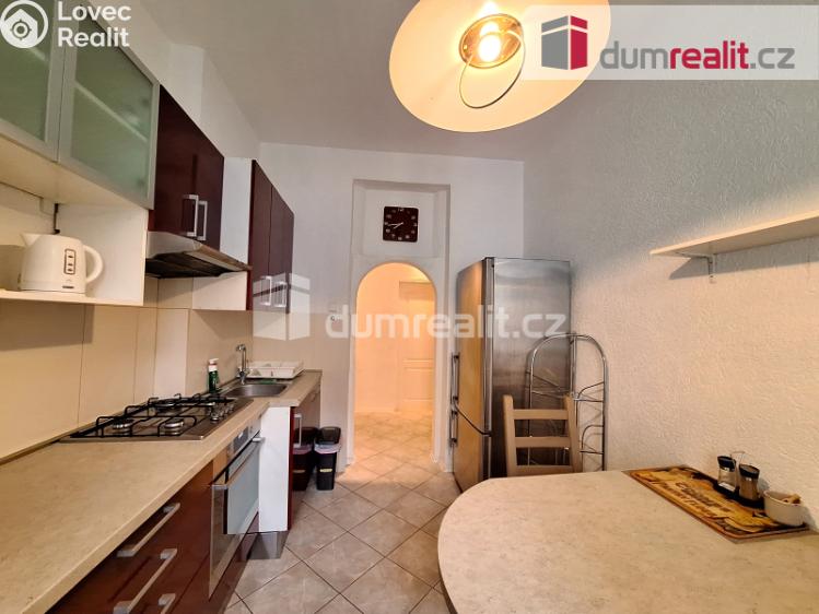 Prodej bytu 4+1 Praha, K Botiči 1493 č. 12