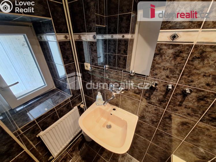 Prodej bytu 4+1 Praha, K Botiči 1493 č. 18