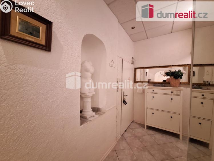 Prodej bytu 4+1 Praha, K Botiči 1493 č. 14