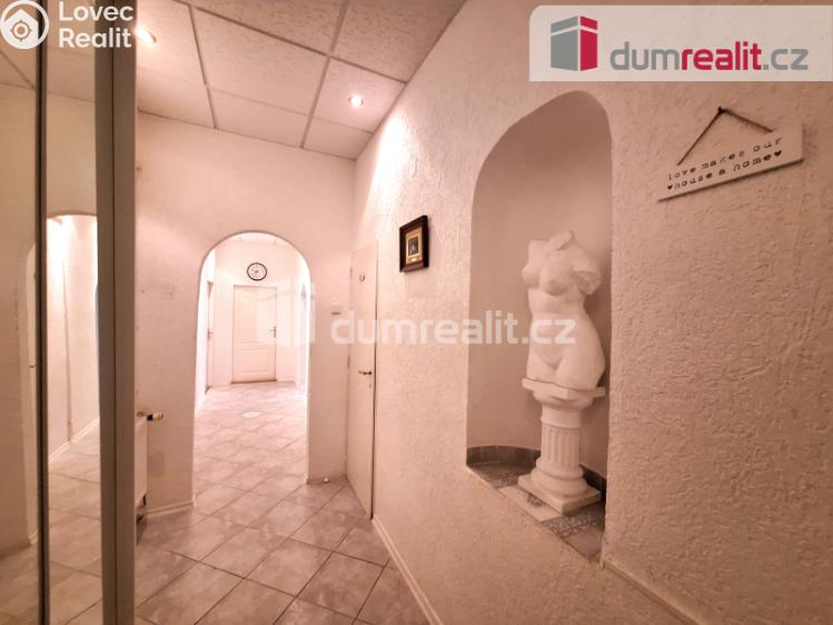 Prodej bytu 4+1 Praha, K Botiči 1493 č. 3