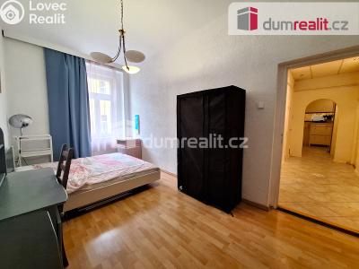 Prodej bytu 4+1 Praha, K Botiči 1493 č. 9