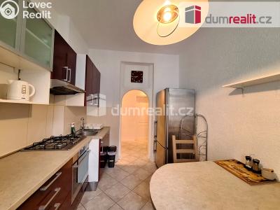 Prodej bytu 4+1 Praha, K Botiči 1493 č. 12