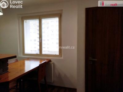 Pronájem bytu 2+1 Ostrov, Jungmannova 682 č. 21