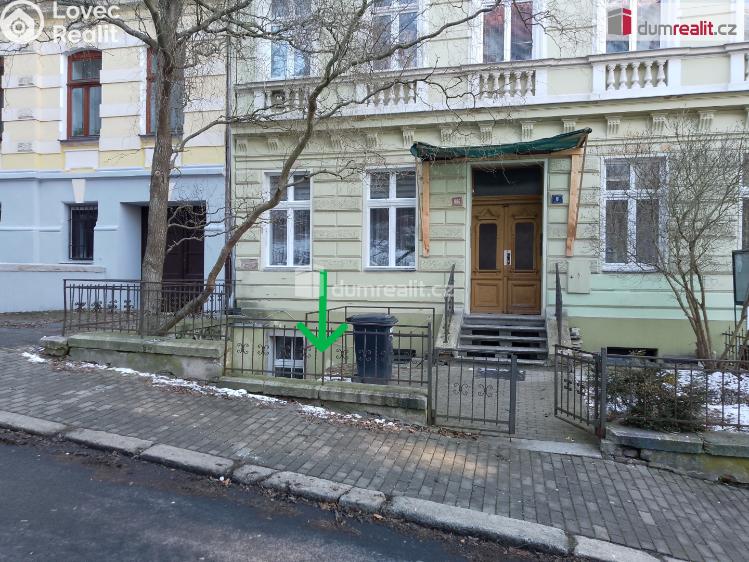 Prodej bytu 1+1 Karlovy Vary, Svahová 986 č. 4