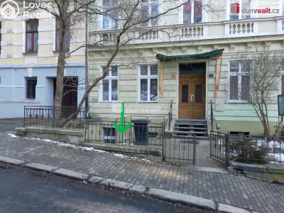 Prodej bytu 1+1 Karlovy Vary, Svahová 986 č. 4