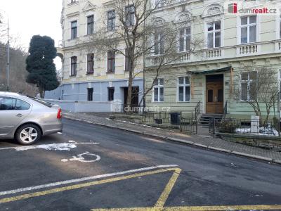 Prodej bytu 1+1 Karlovy Vary, Svahová 986 č. 5