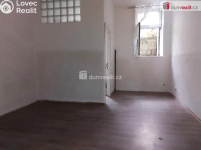 Prodej bytu 1+1 Karlovy Vary, Svahová 986 č. 18