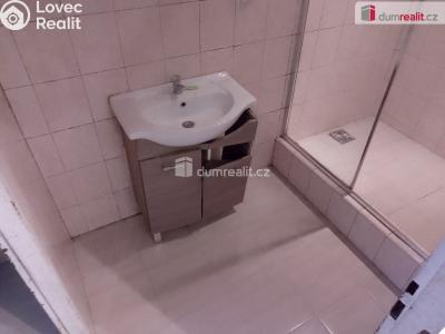 Prodej bytu 1+1 Karlovy Vary, Svahová 986 č. 15