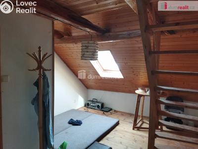 Prodej bytu 2+1 Karlovy Vary, Kolmá 771 č. 25