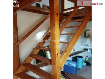 Prodej bytu 2+1 Karlovy Vary, Kolmá 771 č. 29