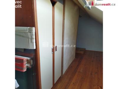 Prodej bytu 2+1 Karlovy Vary, Kolmá 771 č. 30