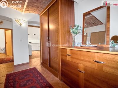 Prodej bytu 3+KK Karlovy Vary, Vřídelní 133 č. 17