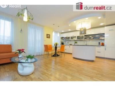 Prodej bytu 4+KK Praha, Jaromíra Vejvody 1399 č. 1