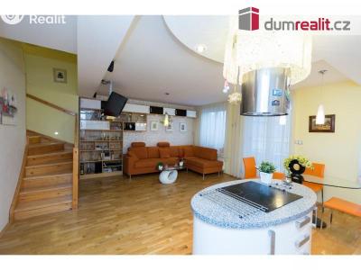 Prodej bytu 4+KK Praha, Jaromíra Vejvody 1399 č. 11