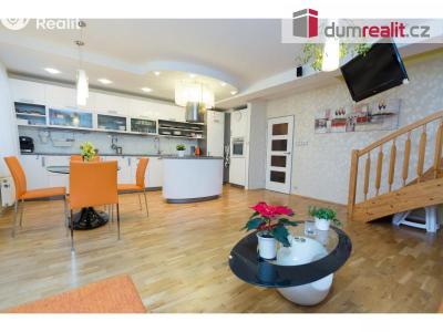 Prodej bytu 4+KK Praha, Jaromíra Vejvody 1399 č. 12