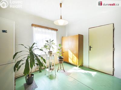 Prodej bytu 3+1 Želízy č. 14