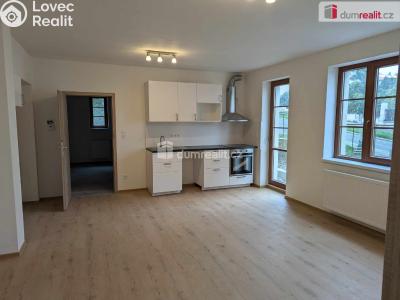 Pronájem bytu 2+KK Praha, Jeseniova 1538 č. 3