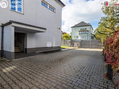 Prodej rodinného domu Praha, Pomněnková 1256 č. 12