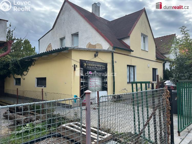 Prodej rodinného domu Praha, K Fialce 227 č. 1