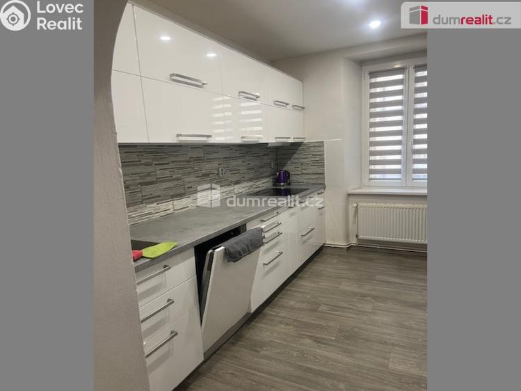 Pronájem bytu 3+1 Praha, Sokolovská 567 č. 1